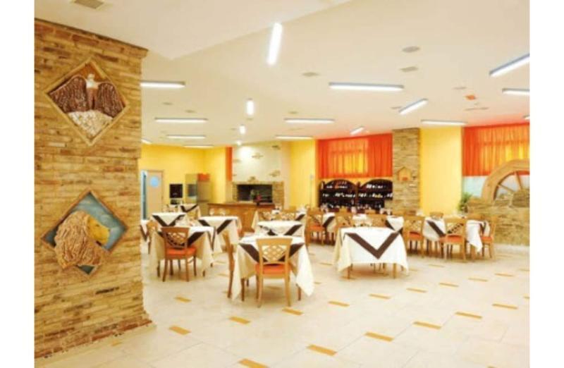 Hotel Cristina Rocca San Giovanni Dış mekan fotoğraf