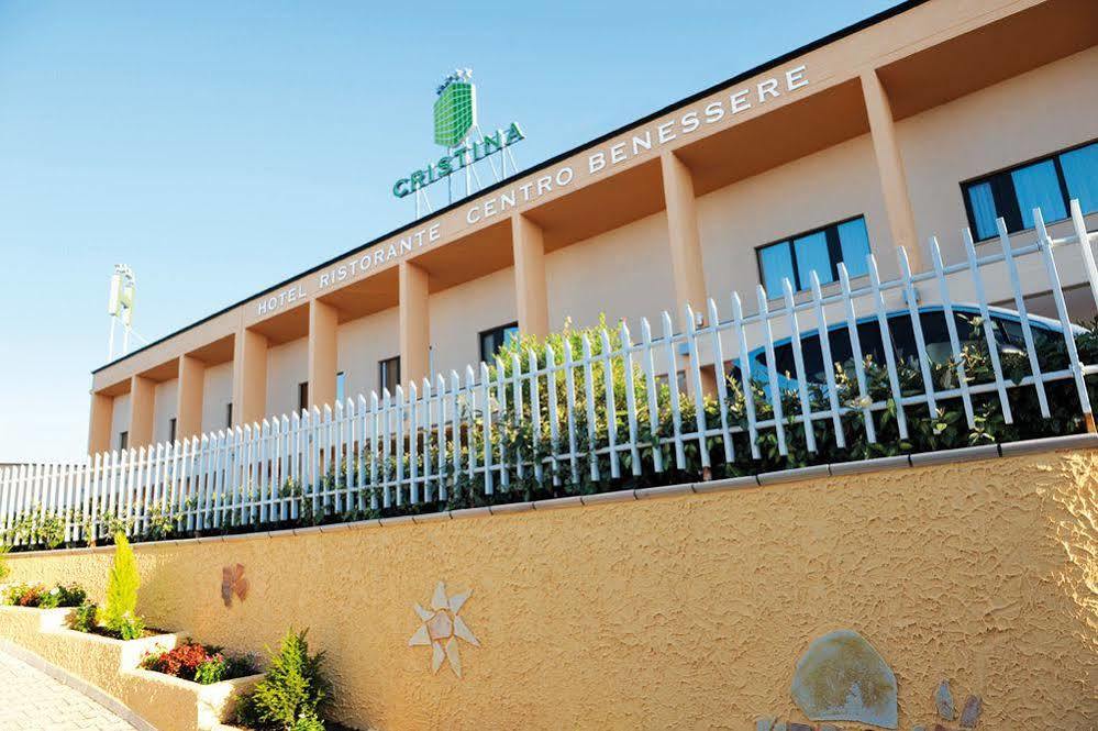 Hotel Cristina Rocca San Giovanni Dış mekan fotoğraf
